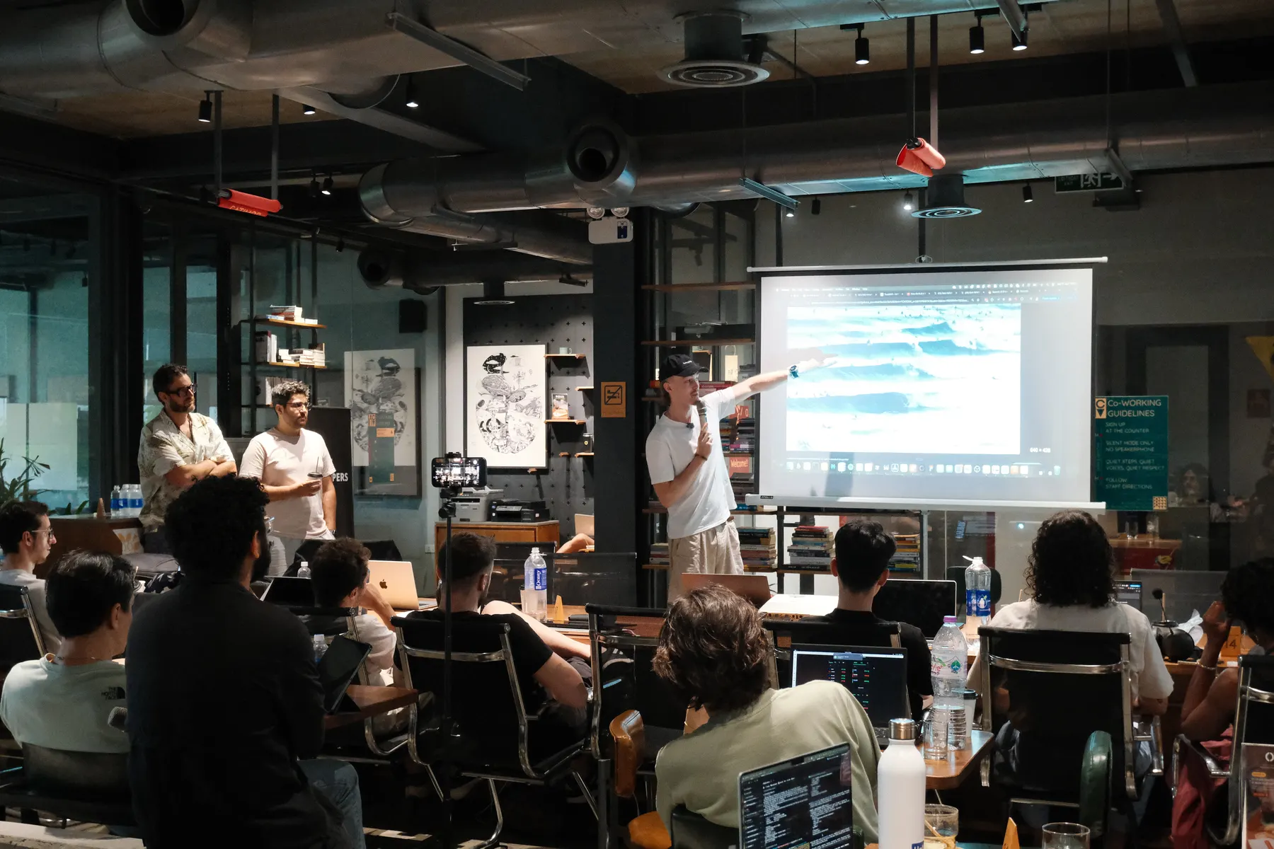 Frontier Club AI Meetup #2 — photo 12